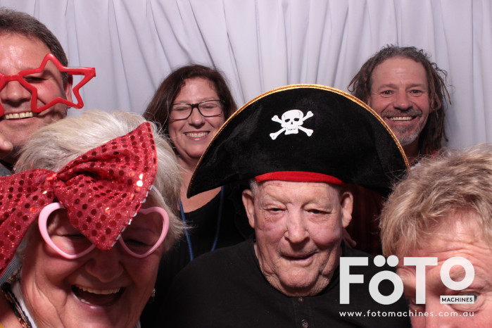 Billy's 21st | View more photos from the event at gallery.fotomachines.com.au/u/FOTOMachines/Billys-21st